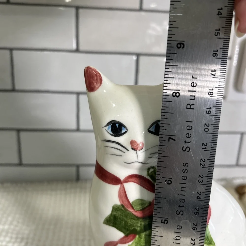Vintage NS Gustin Co Christmas Theme Cat Hand Painted 8.5